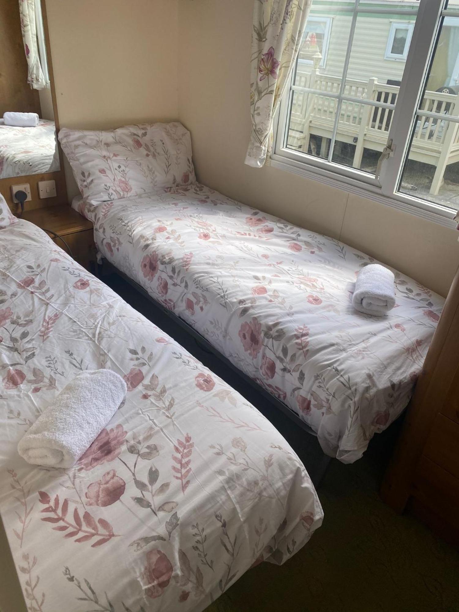 Cosy Cottage Caravan 阿欣顿 外观 照片